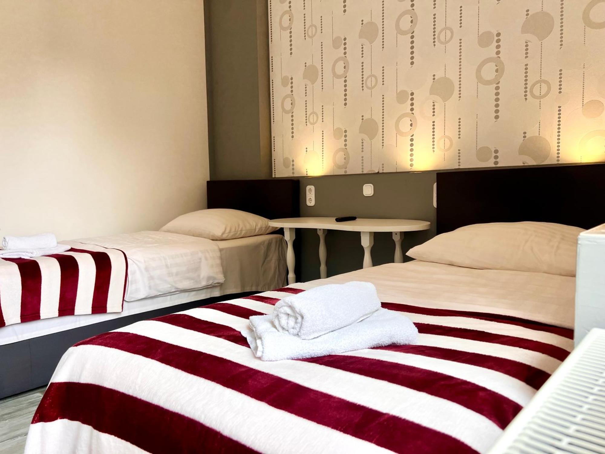 London Suite Fuer 4 Mit Kueche Und Wifi Essen Ngoại thất bức ảnh